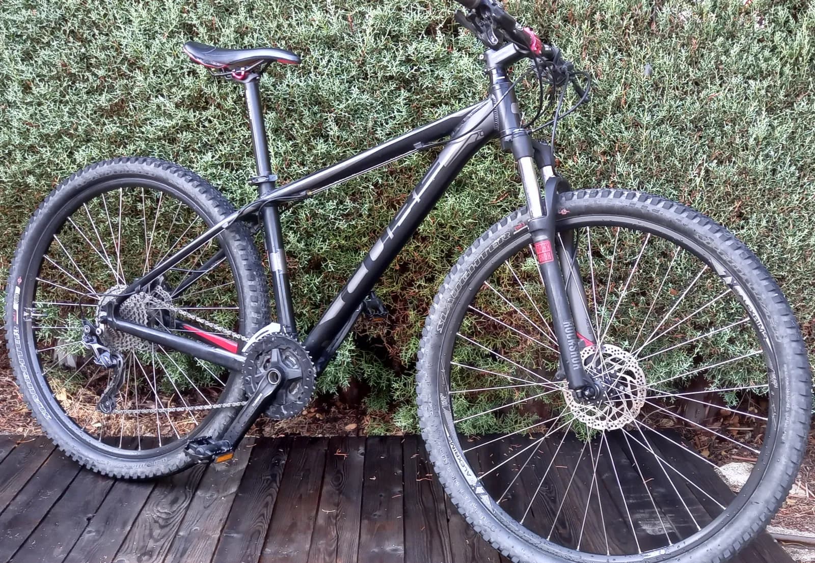 SE VENDE BICI MTB 29 CUBE